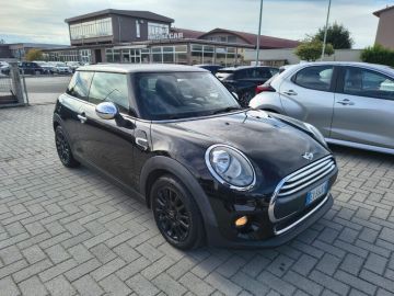 MINI - Mini One (3 di 20)