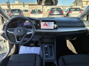 VOLKSWAGEN - Golf 1.0 eTSI EVO DSG Life (20 di 21)