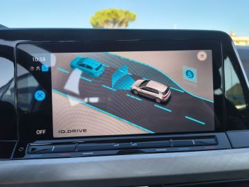 VOLKSWAGEN - Golf 1.0 eTSI EVO DSG Life (21 di 21)