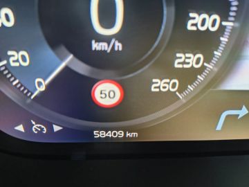 VOLVO - XC40 T4 Recharge Plug-in Hybrid Inscription Expression (10 di 23)