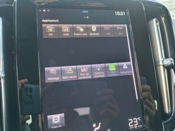 VOLVO - XC40 T4 Recharge Plug-in Hybrid Inscription Expression (19 di 23)