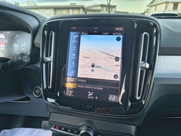 VOLVO - XC40 T4 Recharge Plug-in Hybrid Inscription Expression (21 di 23)