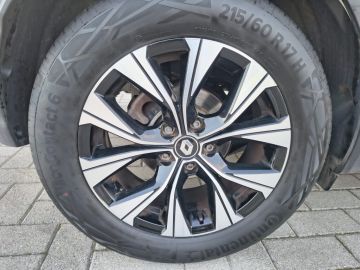 RENAULT - Captur Full Hybrid E-Tech 145 CV Techno (4 di 23)