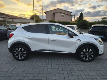 RENAULT - Captur Full Hybrid E-Tech 145 CV Techno (7 di 23)