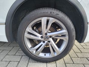 VOLKSWAGEN - Tiguan 2.0 TDI 200 CV SCR DSG 4MOTION R-Line (7 di 26)