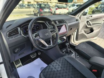 VOLKSWAGEN - Tiguan 2.0 TDI 200 CV SCR DSG 4MOTION R-Line (8 di 26)