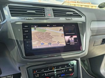 VOLKSWAGEN - Tiguan 2.0 TDI 200 CV SCR DSG 4MOTION R-Line (12 di 26)