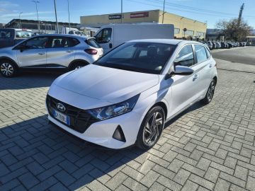 HYUNDAI - 1.2 MPI MT ConnectLine