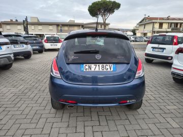 LANCIA - Ypsilon 1.0 FireFly 5 porte S&S Hybrid Gold (6 di 18)