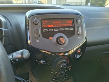 CITROEN - C1 VTi 72 5p. Feel (9 di 15)