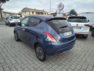 LANCIA - Ypsilon 1.0 FireFly 5 porte S&S Hybrid Gold (7 di 18)