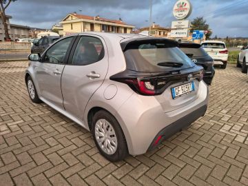 TOYOTA - Yaris 1.5 Hybrid 5 porte Business (6 di 17)