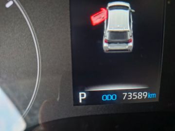 TOYOTA - Yaris 1.5 Hybrid 5 porte Business (9 di 17)