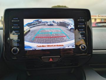 TOYOTA - Yaris 1.5 Hybrid 5 porte Business (11 di 17)