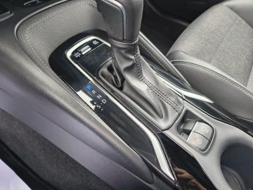 TOYOTA - Corolla Touring Sports 2.0 Hybrid Style (13 di 24)