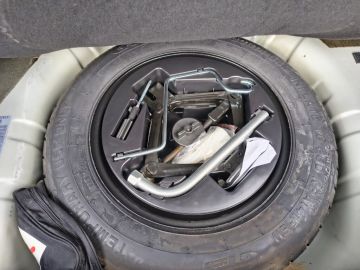 LANCIA - Ypsilon 1.0 FireFly 5 porte S&S Hybrid Ecochic Gold (8 di 16)