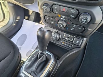 JEEP - Renegade 1.3 T4 190CV PHEV 4xe AT6 Limited (15 di 24)