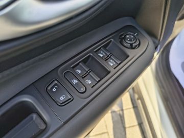 JEEP - Renegade 1.3 T4 190CV PHEV 4xe AT6 Limited (16 di 24)