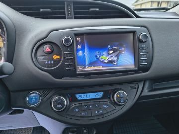 TOYOTA - 1.5 Hybrid 5 porte Active (15 di 21)