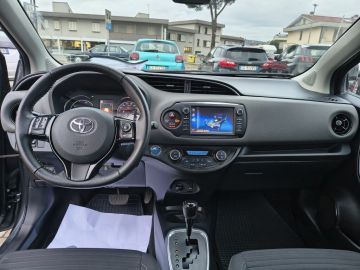 TOYOTA - 1.5 Hybrid 5 porte Active (19 di 21)