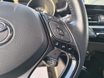 TOYOTA - C-HR 2.0 Hybrid E-CVT Morebusiness (9 di 20)