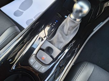 TOYOTA - C-HR 2.0 Hybrid E-CVT Morebusiness (17 di 20)