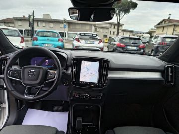 VOLVO - XC40 B4 AWD automatico Plus Dark (23 di 25)