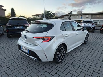 TOYOTA - Corolla 2.0 Hybrid Business (4 di 21)