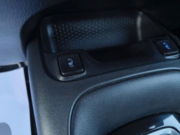 TOYOTA - Corolla 2.0 Hybrid Business (15 di 21)