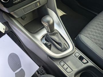 TOYOTA - Yaris 1.5 Hybrid 5 porte Business (18 di 21)