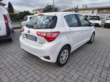 TOYOTA - Yaris 1.5 Hybrid 5 porte Business (4 di 17)