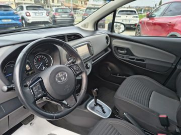 TOYOTA - Yaris 1.5 Hybrid 5 porte Business (7 di 17)