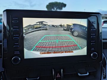 TOYOTA - Corolla 2.0 Hybrid Business (13 di 21)