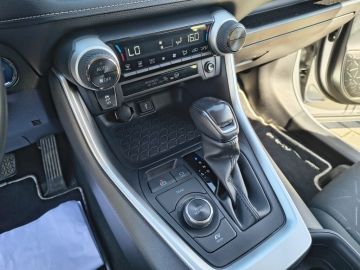 TOYOTA - RAV4 2.5 HV (222CV) E-CVT AWD-i Business (16 di 26)