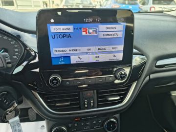 FORD - Fiesta 1.0 Ecoboost Hybrid 125 CV 5 porte Titanium (10 di 20)