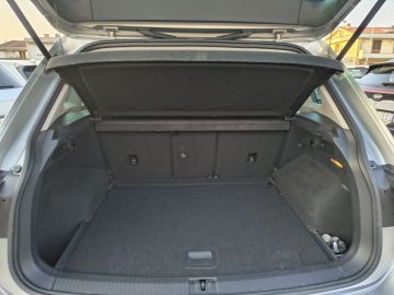 VOLKSWAGEN - Tiguan 2.0 TDI Business BMT (6 di 17)