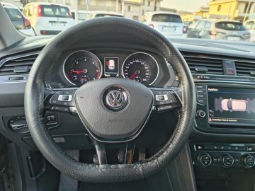 VOLKSWAGEN - Tiguan 2.0 TDI Business BMT (8 di 17)