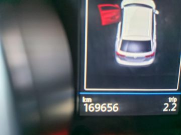 VOLKSWAGEN - Tiguan 2.0 TDI Business BMT (10 di 17)