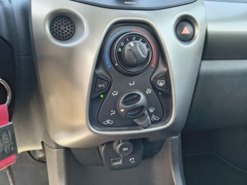 PEUGEOT - 108 VTi 68 5p. Active (10 di 15)