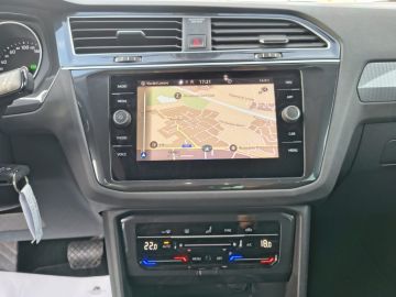 VOLKSWAGEN - Tiguan 2.0 TDI 150 CV SCR DSG Life (12 di 14)
