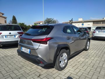 LEXUS - UX Hybrid Business (6 di 20)