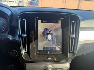 VOLVO - XC40 D3 AWD Geartronic Momentum (15 di 15)