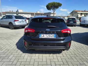 FORD - Focus 1.0 EcoBoost 125 CV 5p. ST-Line (16 di 23)