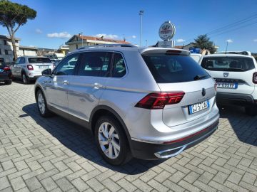 VOLKSWAGEN - Tiguan 2.0 TDI 150 CV SCR DSG Elegance (5 di 25)