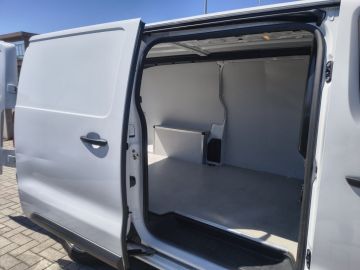 FIAT - Scudo 1.5 BlueHDi 100 CV PL-SL-TN Furgone (10 di 17)