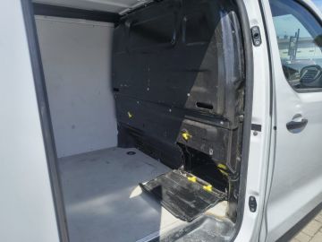 FIAT - Scudo 1.5 BlueHDi 100 CV PL-SL-TN Furgone (9 di 20)