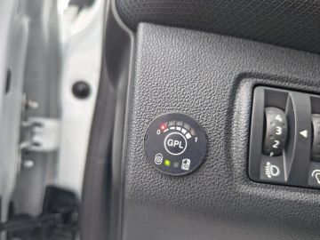 RENAULT - Clio TCe 12V 90 CV GPL 5 porte Life (8 di 18)