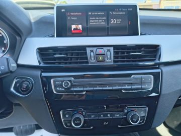 BMW - X1 sDrive18d Business Advantage (13 di 22)