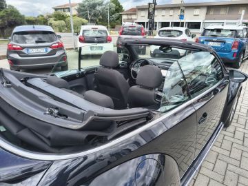 VOLKSWAGEN - Maggiolino Cabrio 1.2 TSI BMT Design (7 di 21)