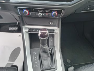 AUDI - Q3 35 TDI quattro S tronic Business (9 di 19)